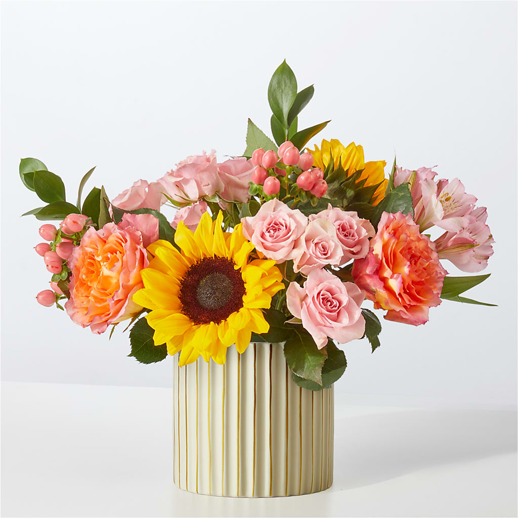 Sun's Out Bouquet – STEPHANIE'S GREENS-N-THINGS, West Hazleton PA