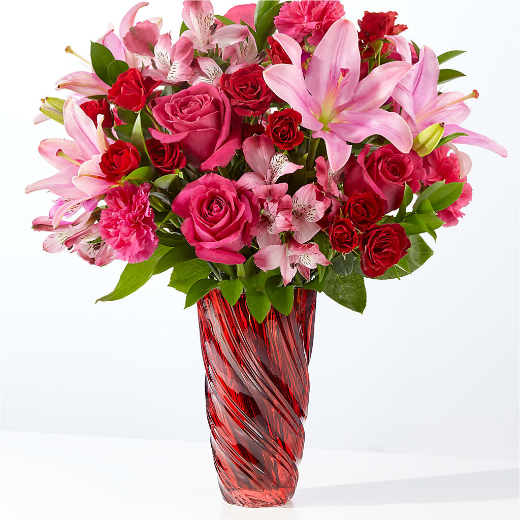 In Love Bouquet with Luxe Swirl Vase – STEPHANIE'S GREENS-N-THINGS, West Hazleton PA