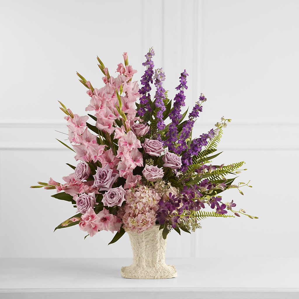 Flowing Garden Arrangement – STEPHANIE'S GREENS-N-THINGS, West Hazleton PA