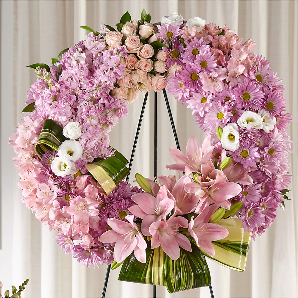 Gift of Warmth Wreath – STEPHANIE'S GREENS-N-THINGS, West Hazleton PA