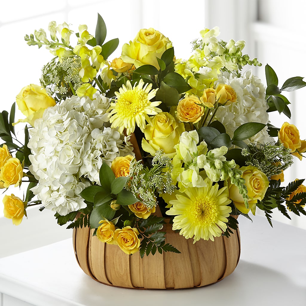 Rustic Remembrance Basket – STEPHANIE'S GREENS-N-THINGS, West Hazleton PA
