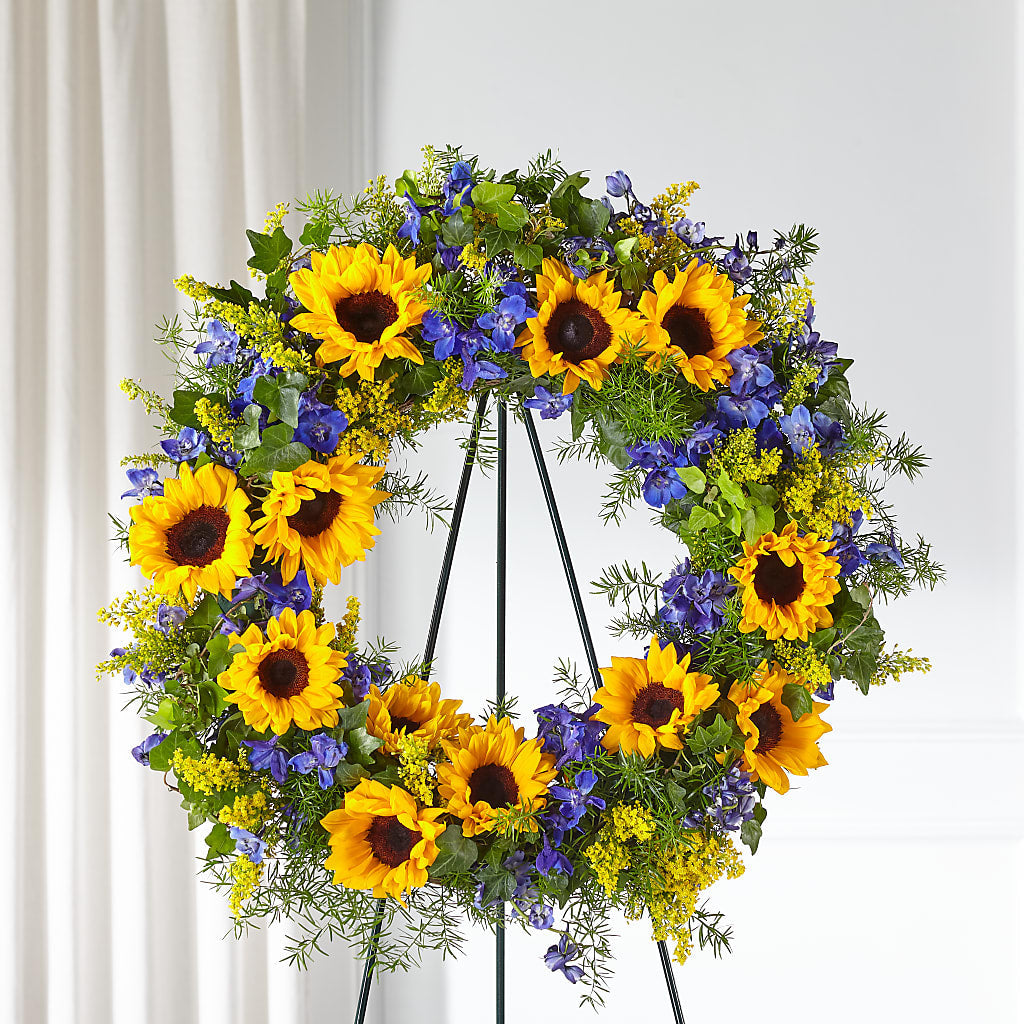Bright Rays Wreath – STEPHANIE'S GREENS-N-THINGS, West Hazleton PA
