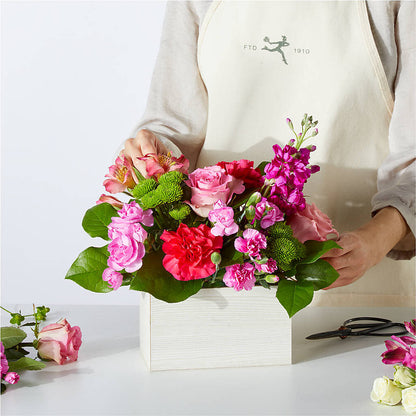 Sweetberry Box – A Florist Original – STEPHANIE'S GREENS-N-THINGS, West Hazleton PA
