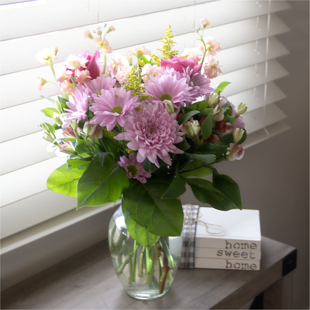 Pastel Tradition - A Florist Original – STEPHANIE'S GREENS-N-THINGS, West Hazleton PA