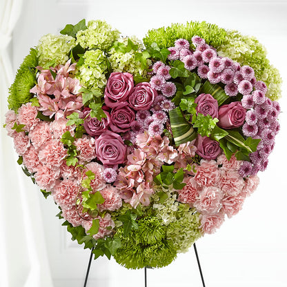 Heartwarming Standing Heart – STEPHANIE'S GREENS-N-THINGS, West Hazleton PA