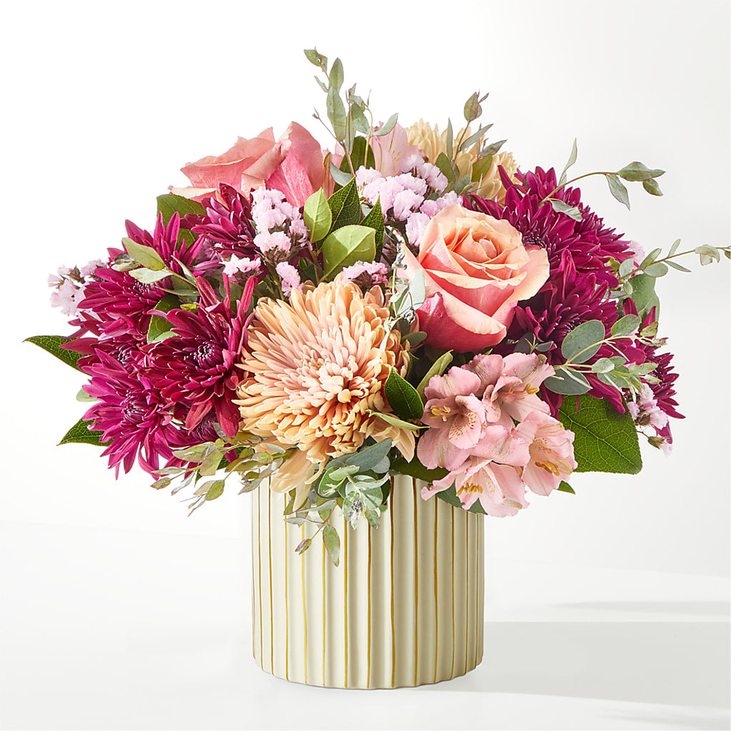 Berry Cobbler Bouquet with Ivory Vase – STEPHANIE'S GREENS-N-THINGS, West Hazleton PA