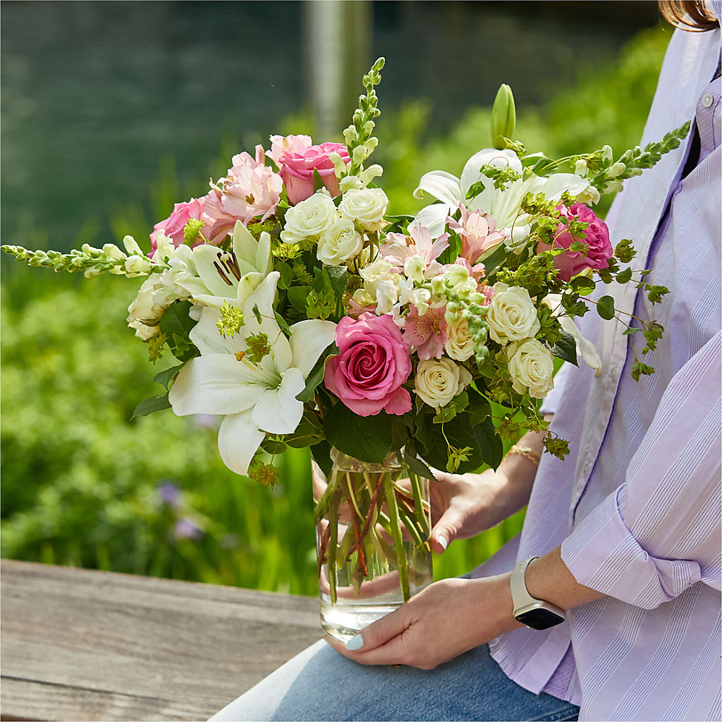 Fondly Bouquet – STEPHANIE'S GREENS-N-THINGS, West Hazleton PA