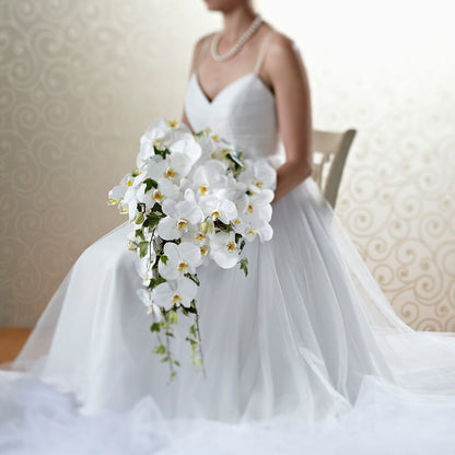 Classic White Bouquet – STEPHANIE'S GREENS-N-THINGS, West Hazleton PA